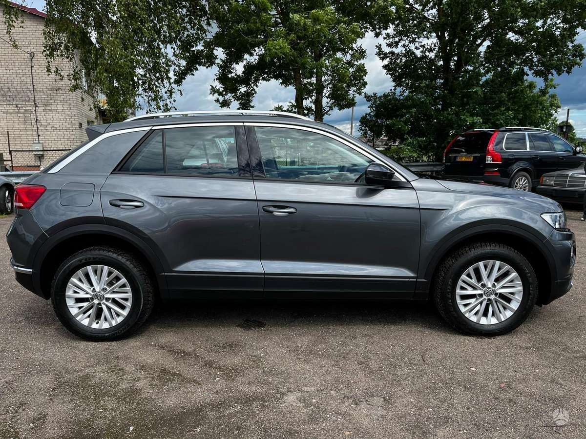 Volkswagen T-Roc - 6