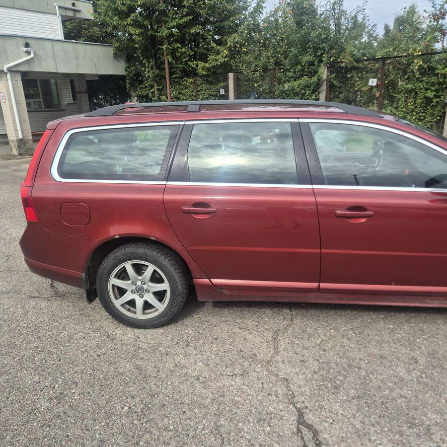Volvo V70, 2.0 l., wagon