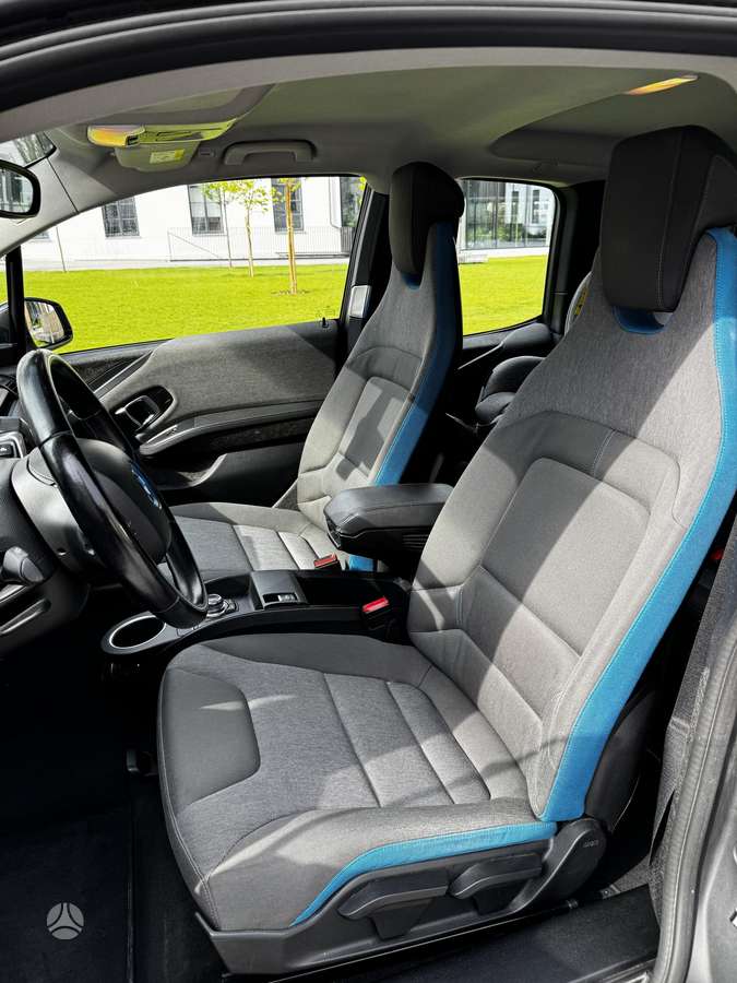 BMW i3, 19 kWh, hatchback