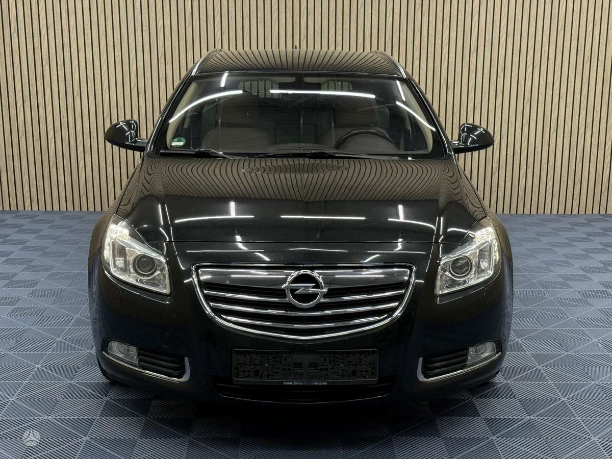 Opel Insignia, 2.0 l., Универсал