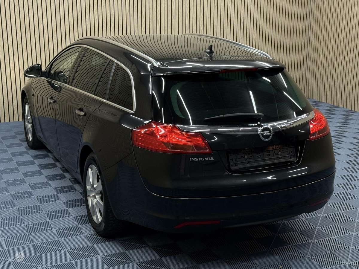 Opel Insignia, 2.0 l., Универсал