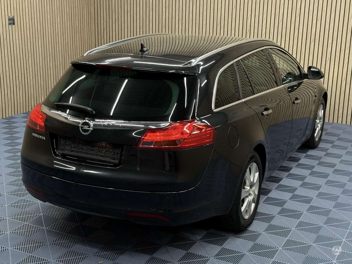 Opel Insignia, 2.0 l., Универсал