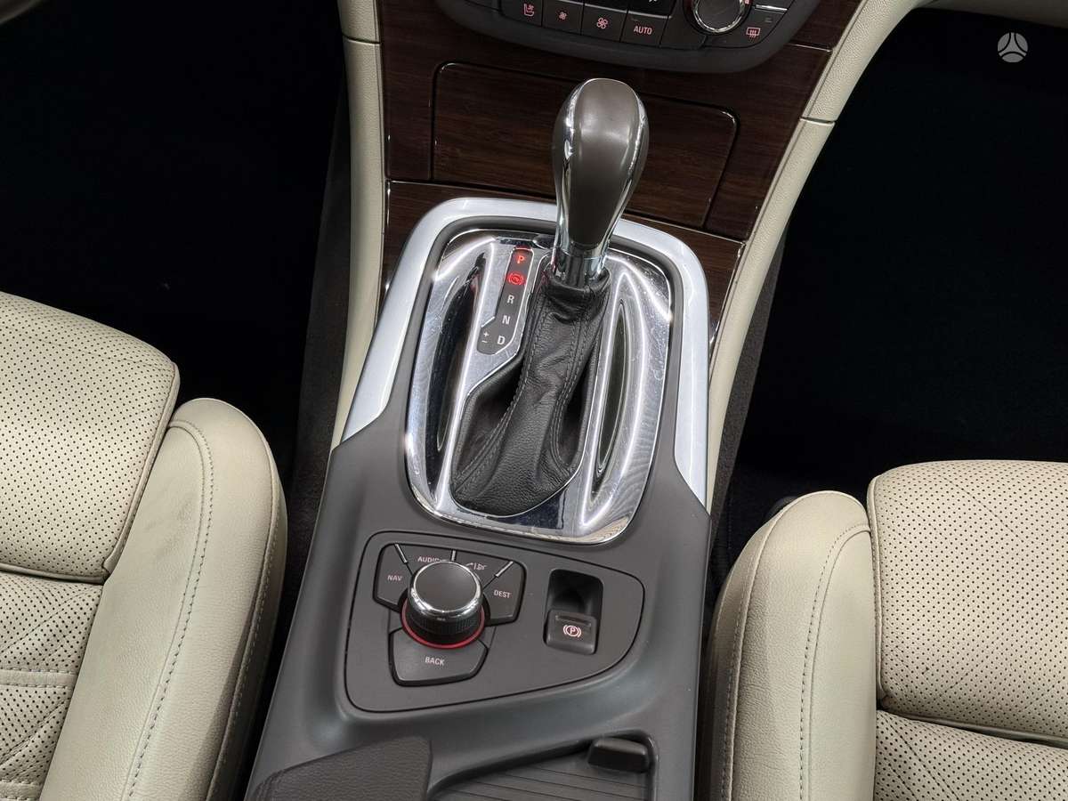 Opel Insignia, 2.0 l., Универсал