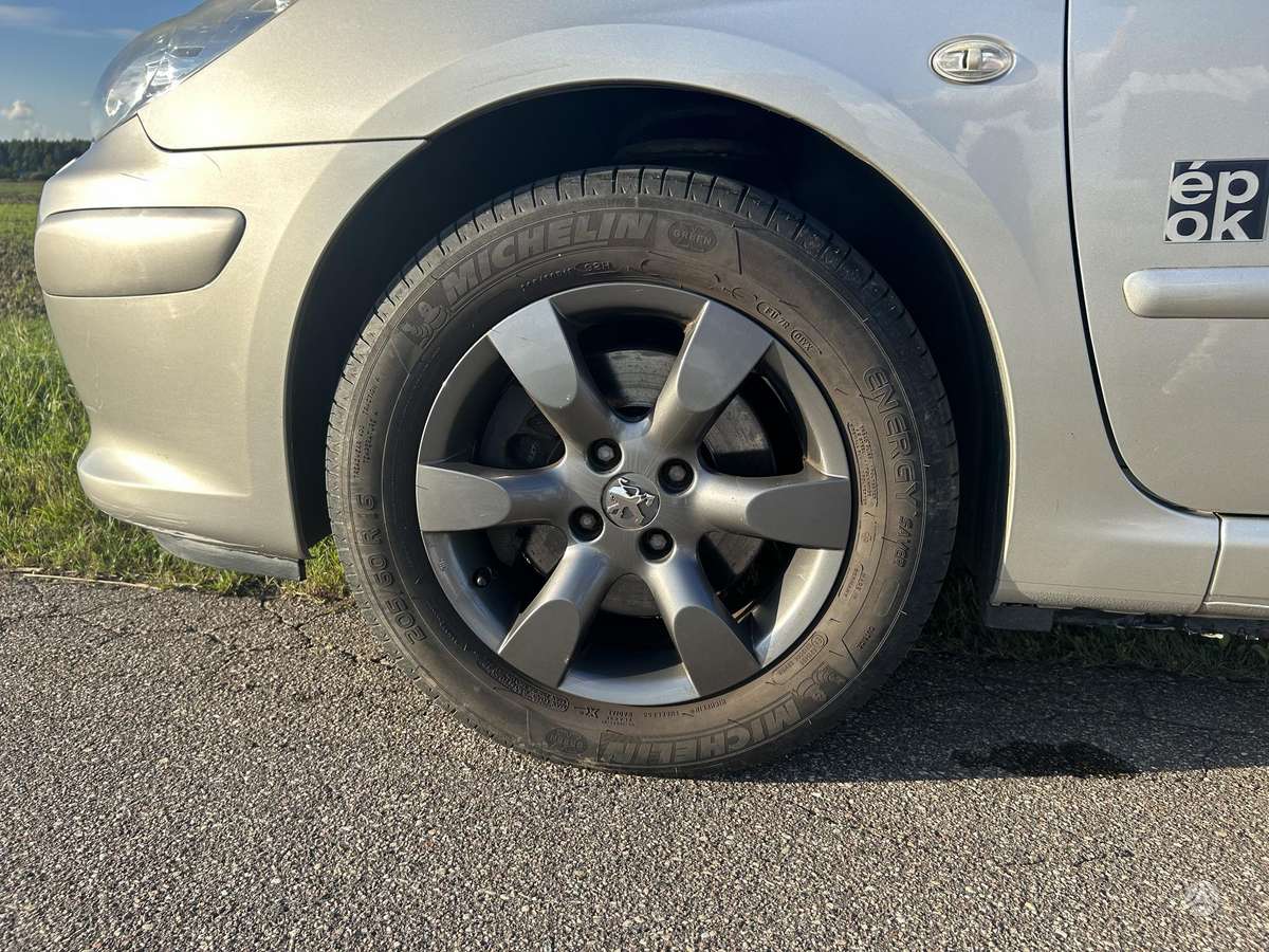 Peugeot 307, 2.0 l., hatchback