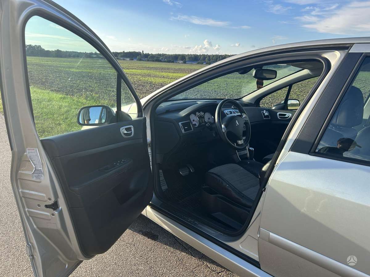 Peugeot 307, 2.0 l., Хэтчбек