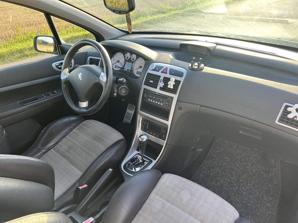Peugeot 307, 2.0 l., hatchback