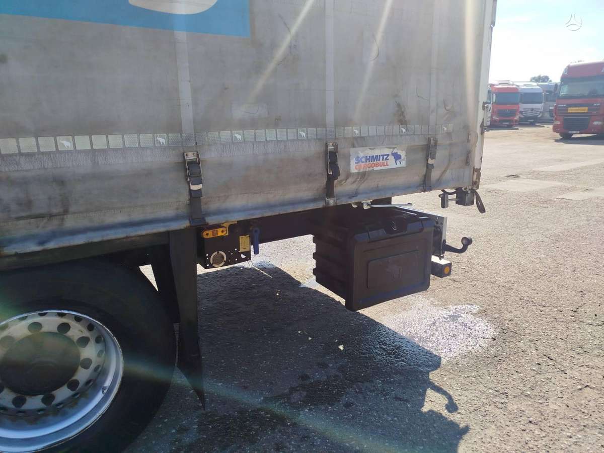 Schmitz S01, užuolaidinės / tentinės