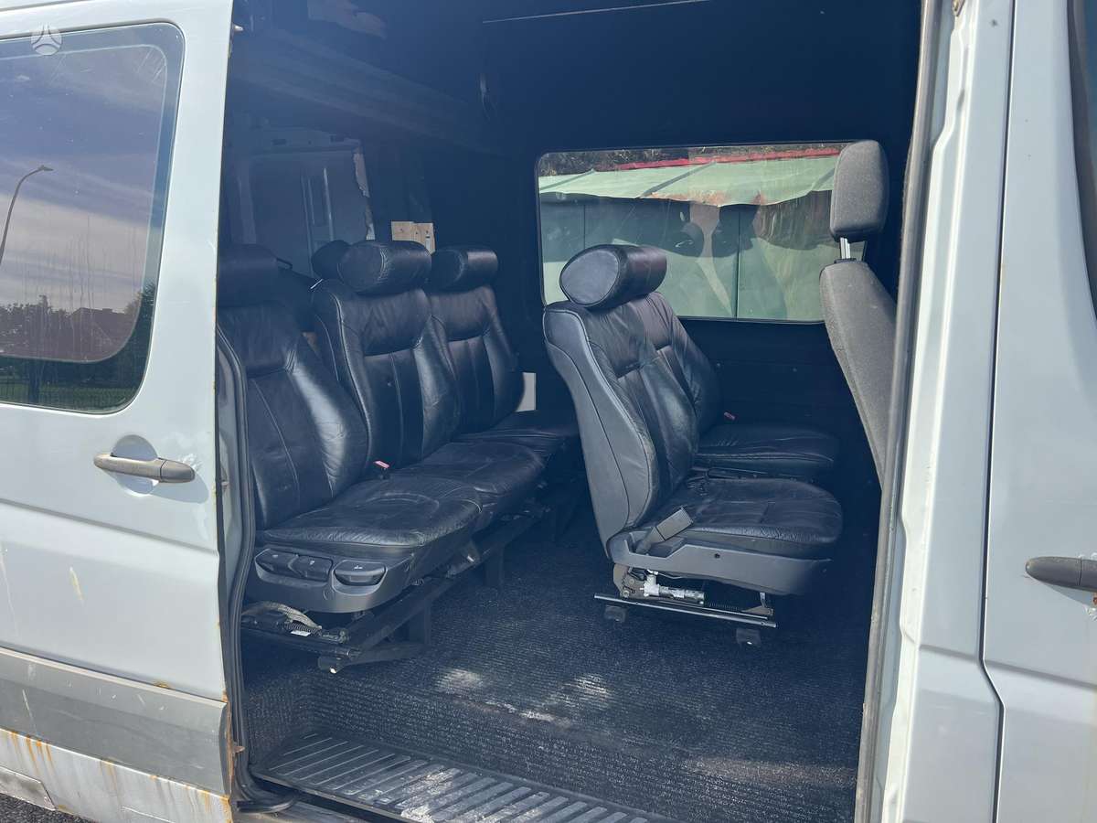 Volkswagen Crafter - 10