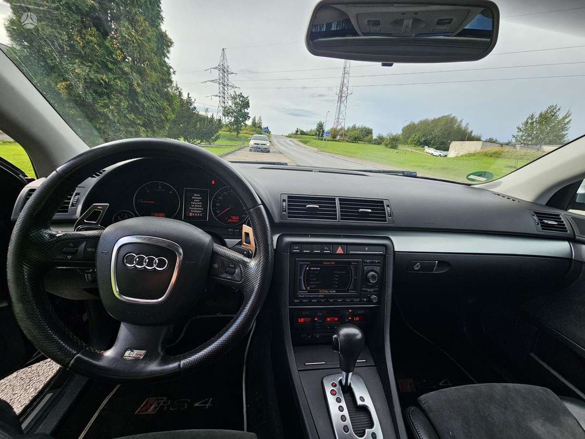 Audi A4, 2.0 l., universalas