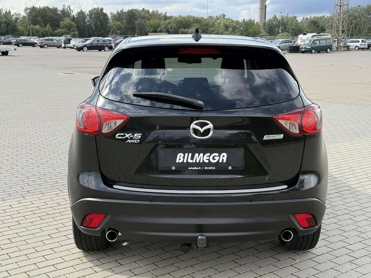 Mazda CX-5, 2.2 l., off-road / crossover