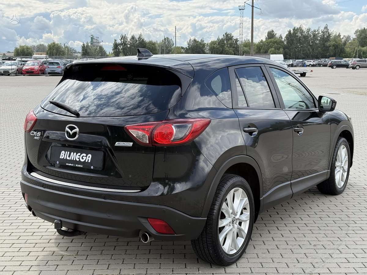 Mazda CX-5, 2.2 l., off-road / crossover