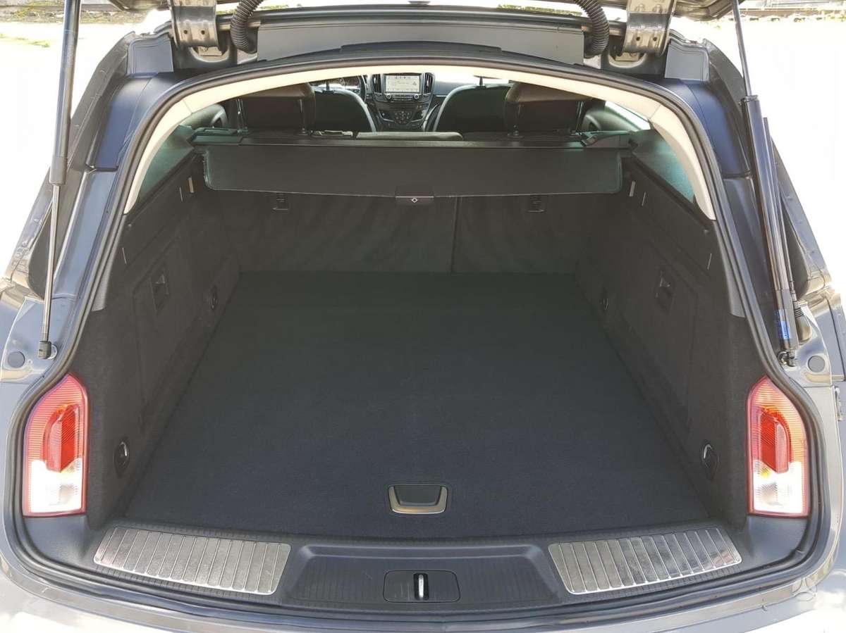 Opel Insignia, 2.0 l., wagon