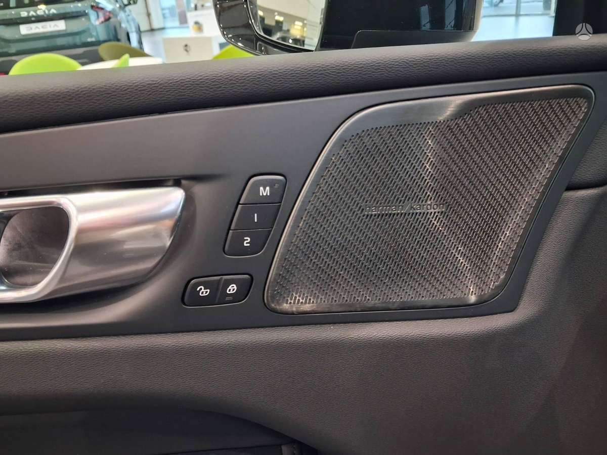 Volvo XC60 - 8