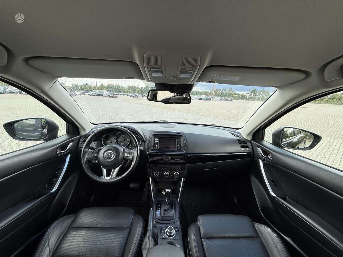 Mazda CX-5, 2.2 l., off-road / crossover