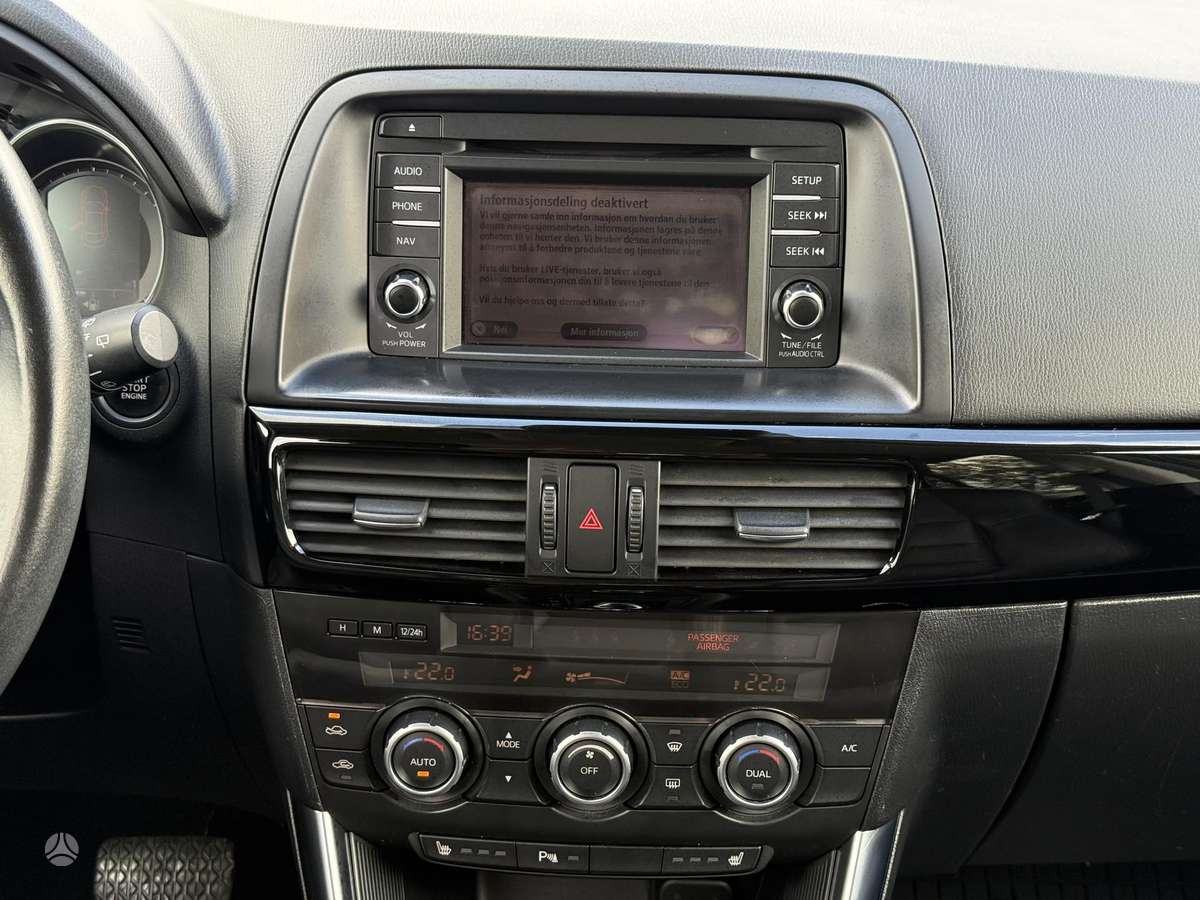 Mazda CX-5, 2.2 l., off-road / crossover