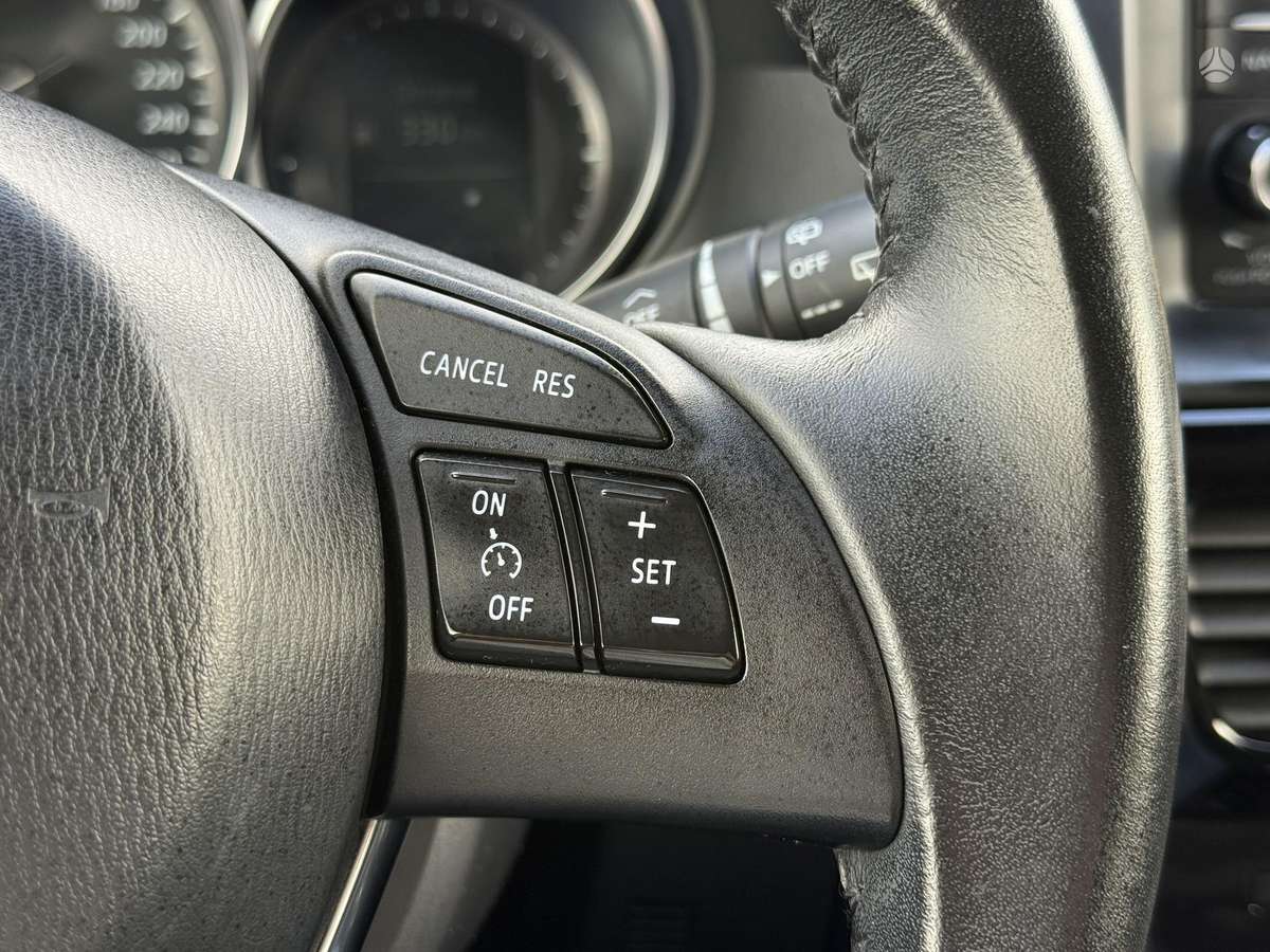 Mazda CX-5, 2.2 l., off-road / crossover