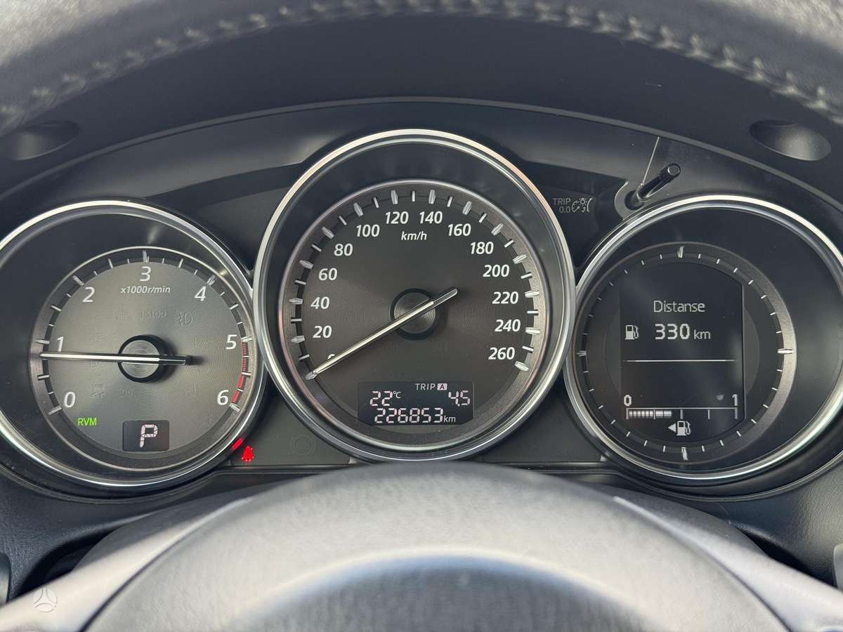 Mazda CX-5, 2.2 l., off-road / crossover