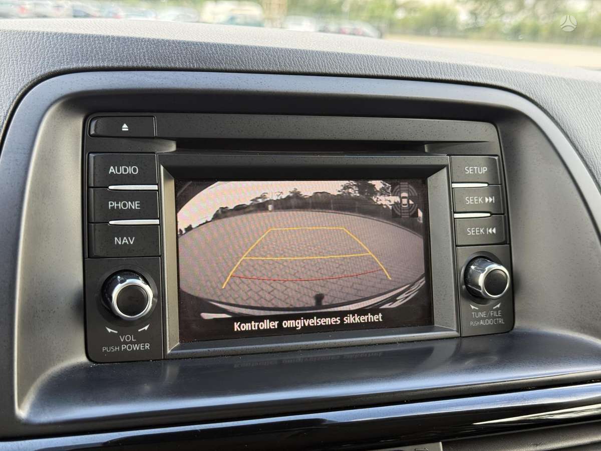 Mazda CX-5, 2.2 l., off-road / crossover
