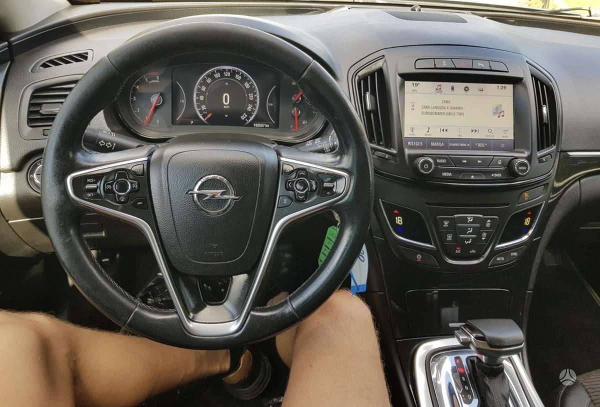 Opel Insignia, 2.0 l., Универсал