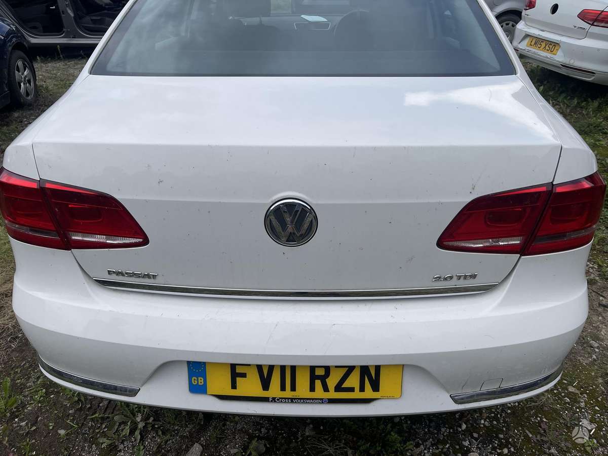 Volkswagen Passat по частям