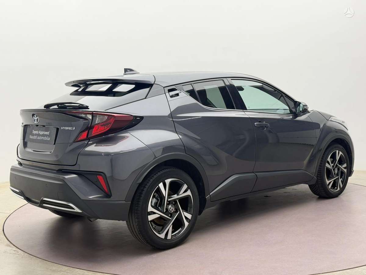 Toyota C-HR - 8