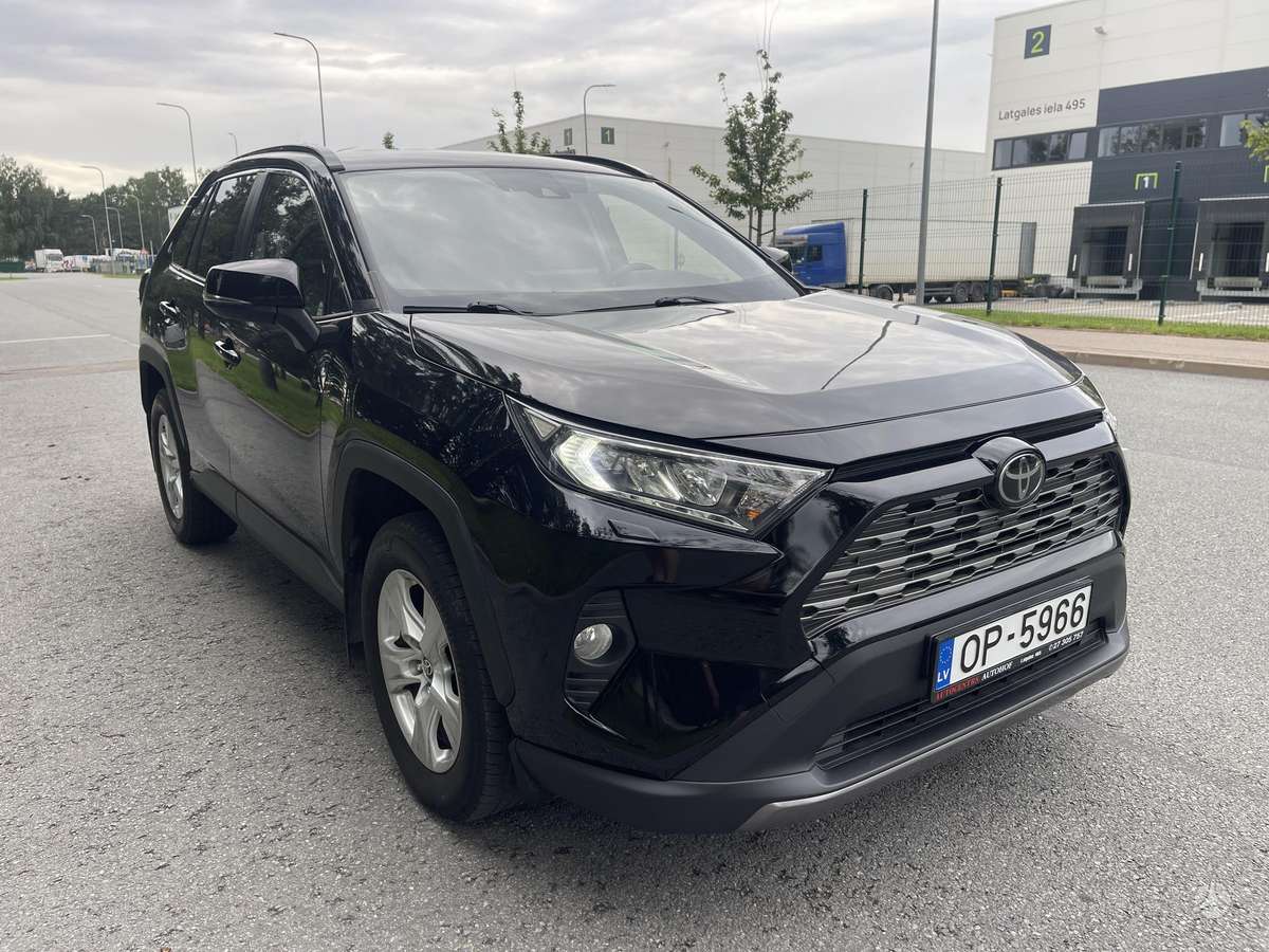Toyota RAV4 - 2