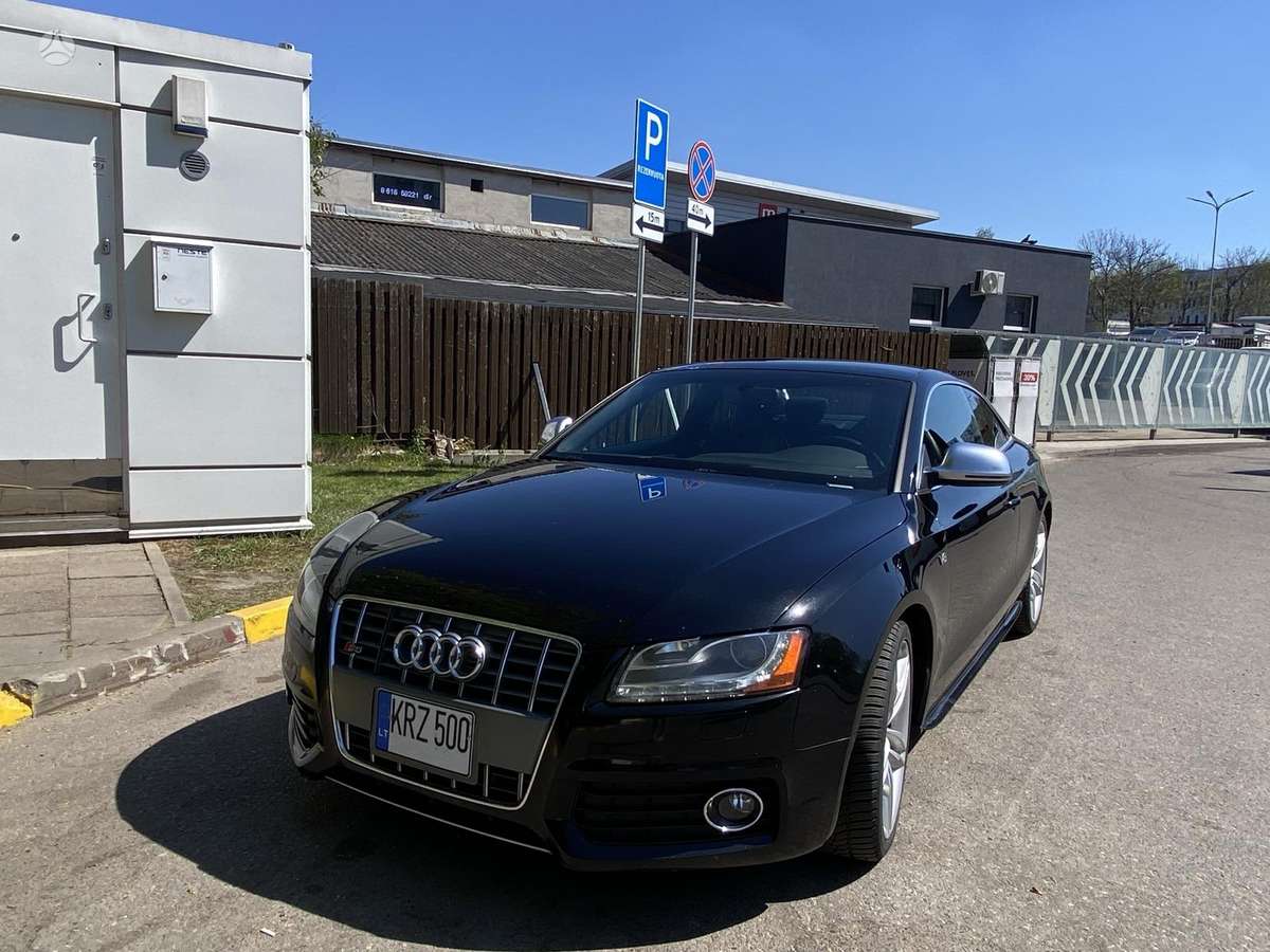 Audi S5, 4.2 l., coupe