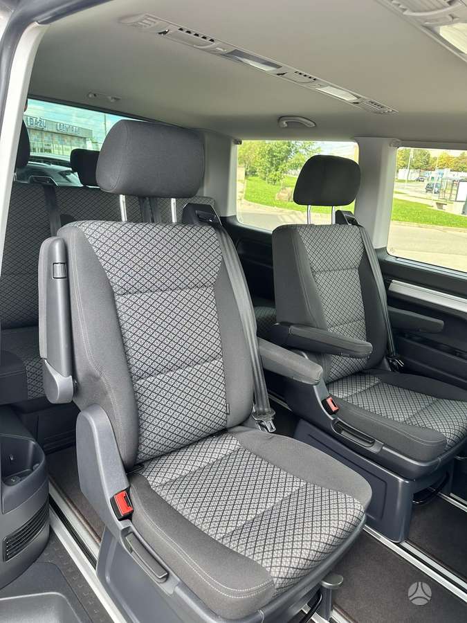 Volkswagen Multivan - 5