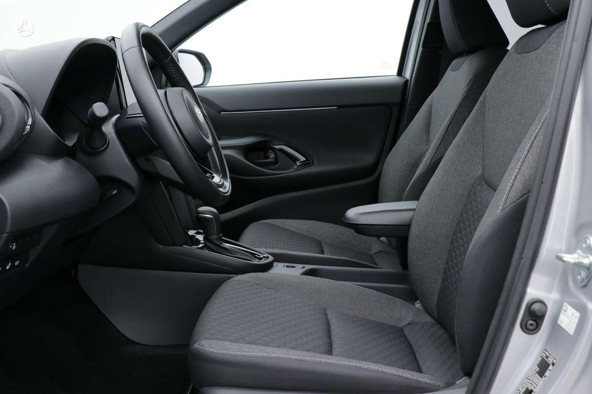Toyota Yaris Cross - 12