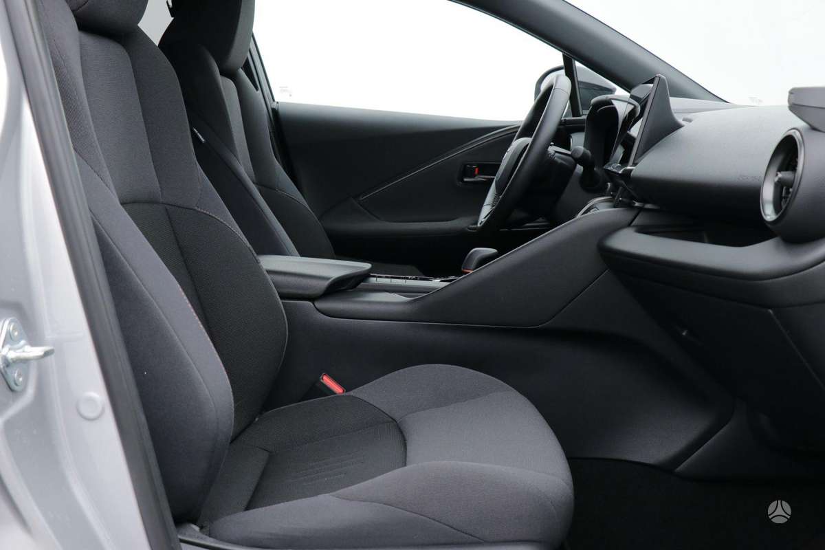 Toyota C-HR - 9