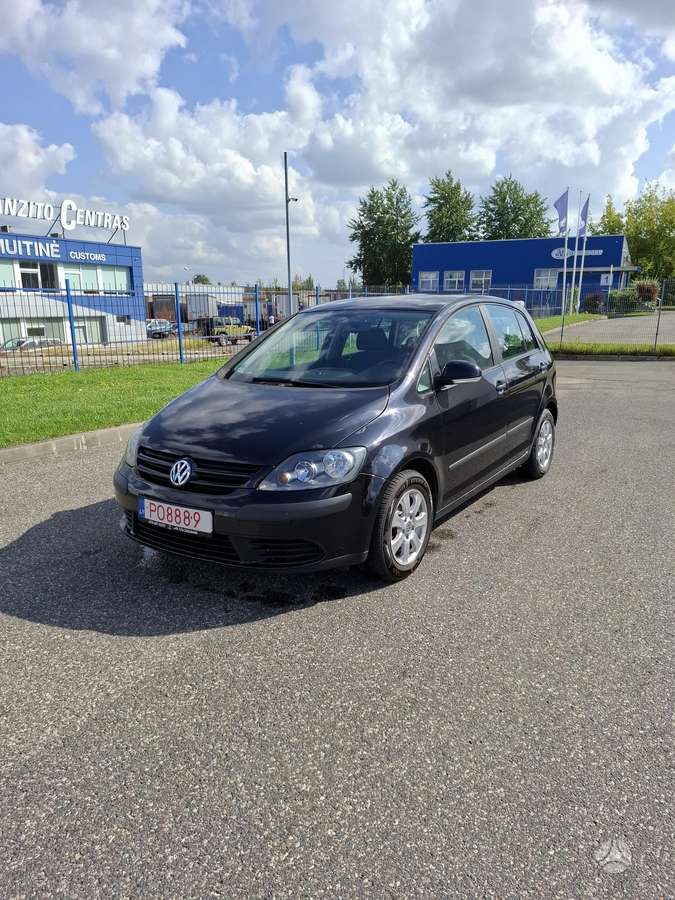 Volkswagen Golf Plus - 8
