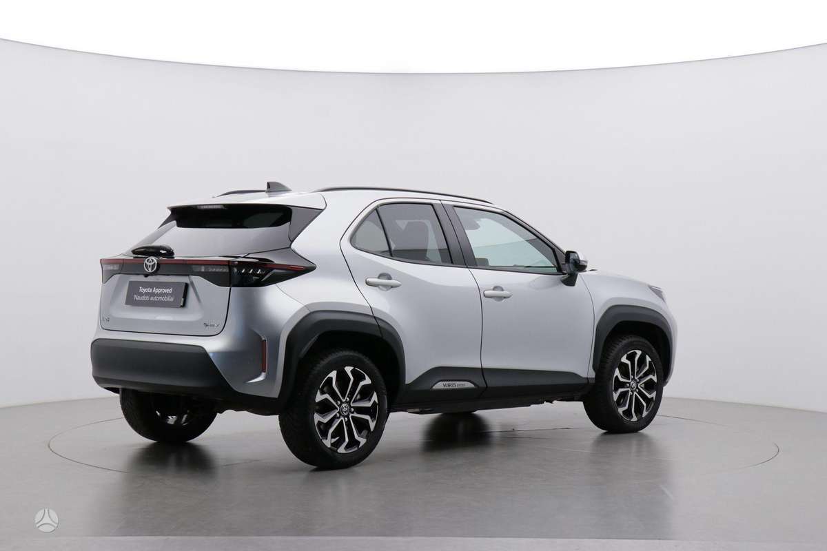 Toyota Yaris Cross - 2