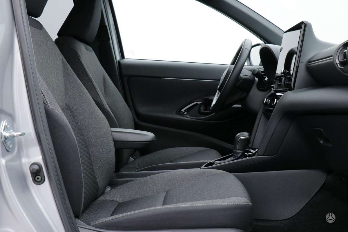 Toyota Yaris Cross - 8