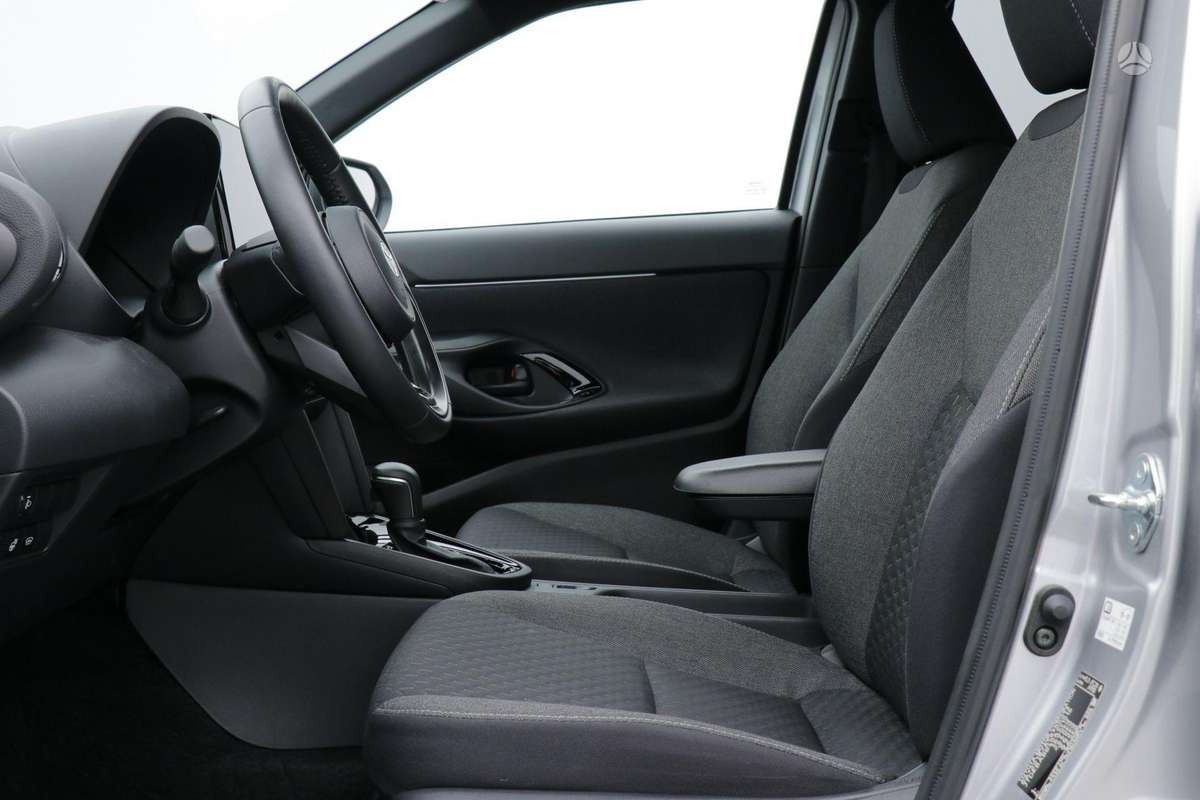 Toyota Yaris Cross - 11