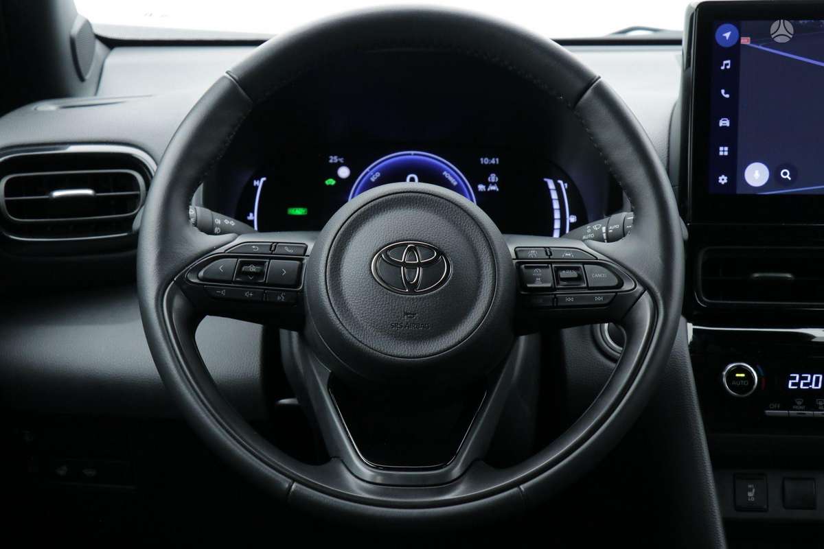 Toyota Yaris Cross - 12