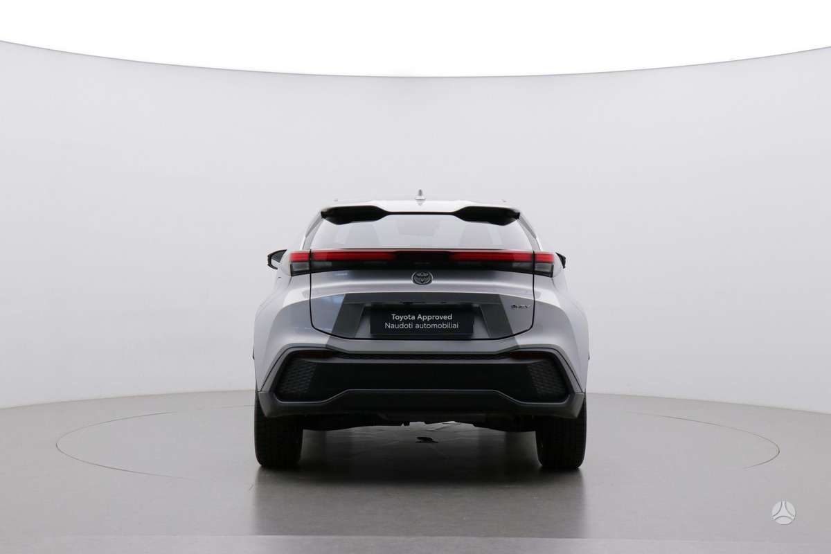 Toyota C-HR - 4
