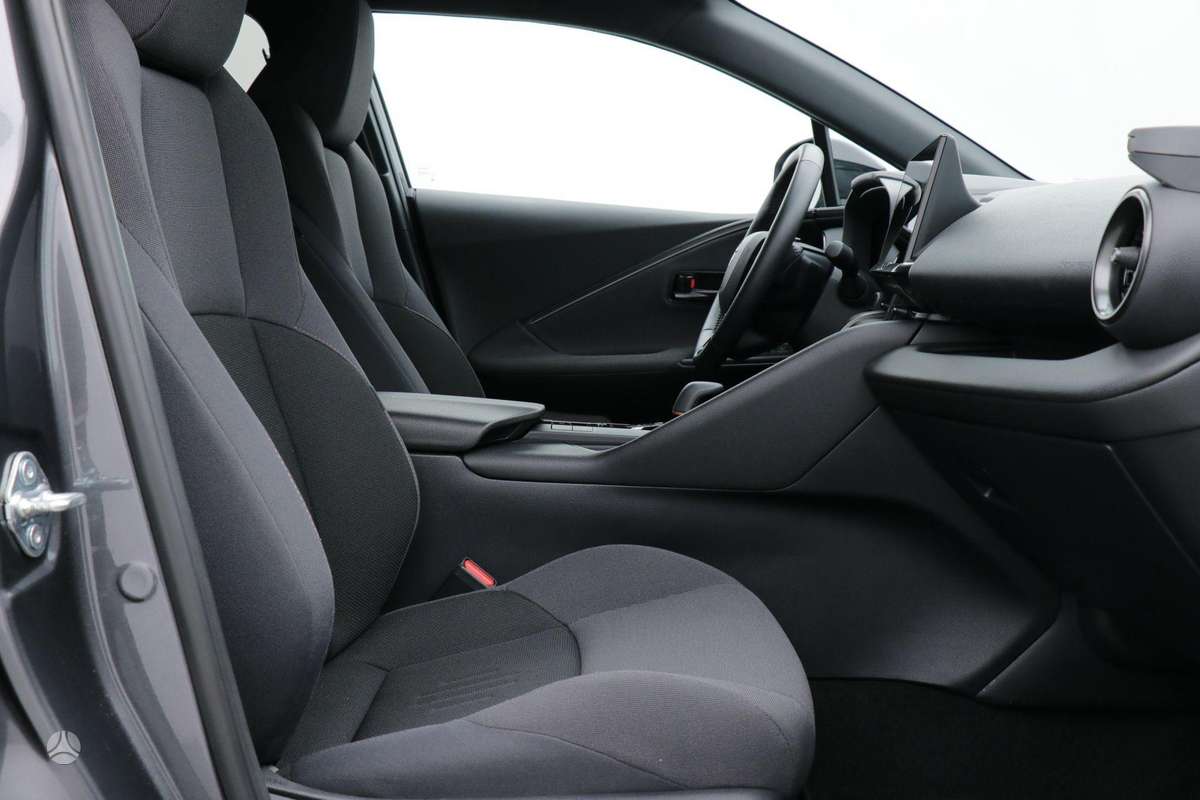 Toyota C-HR - 9