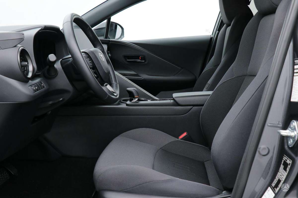 Toyota C-HR - 12