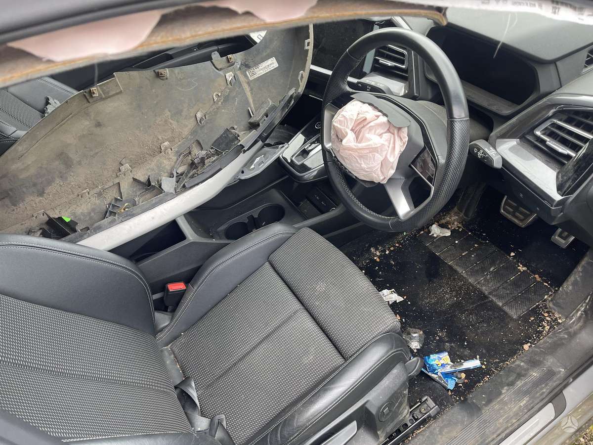 Audi Q4 e-tron for parts