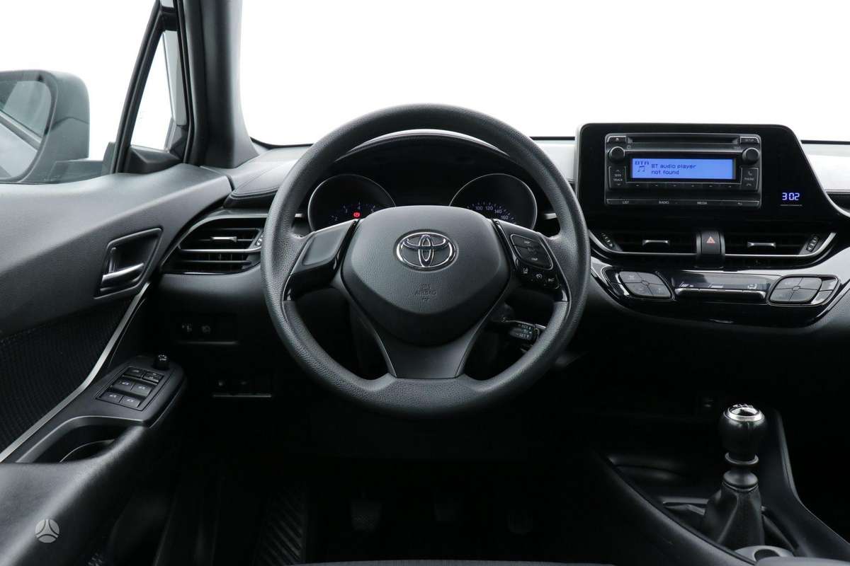 Toyota C-HR - 8