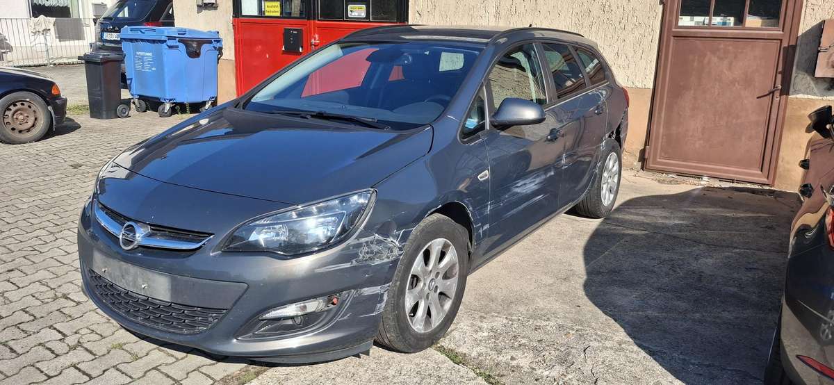 Opel Astra Vokiška