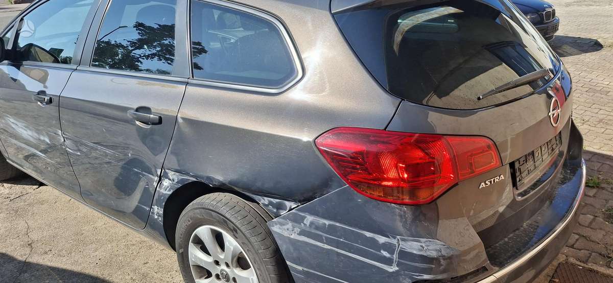 Opel Astra Vokiška