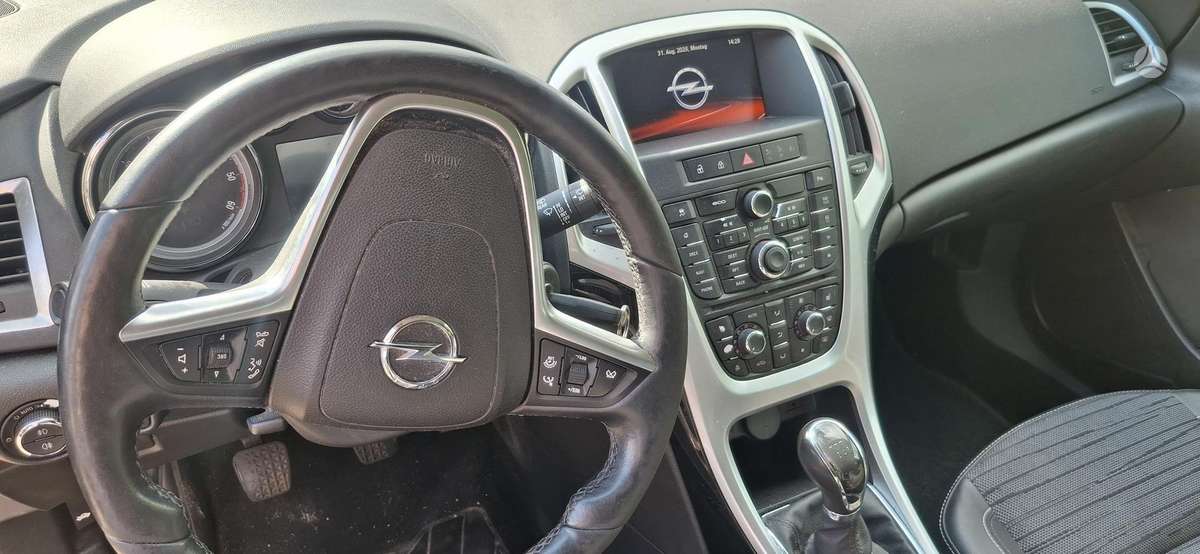 Opel Astra Vokiška