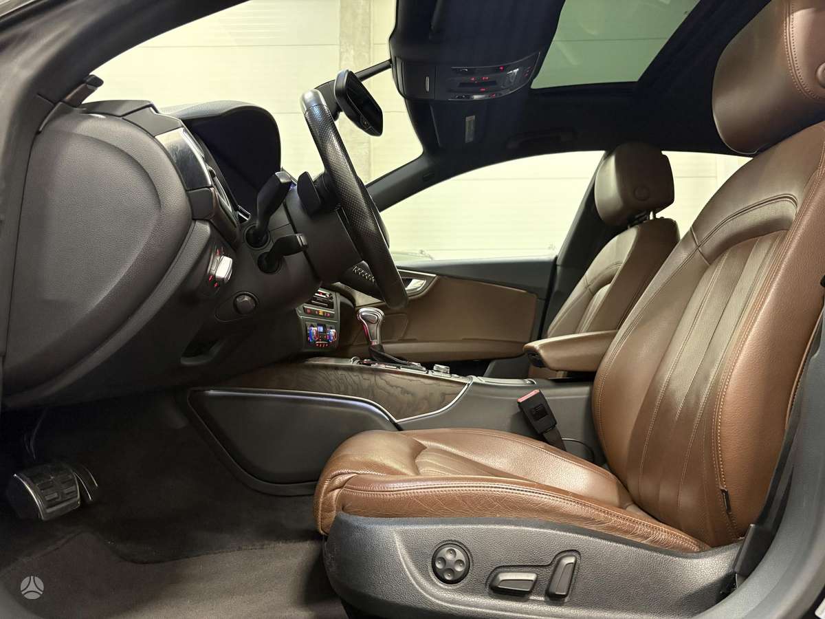 Audi A7, 3.0 l., Седан