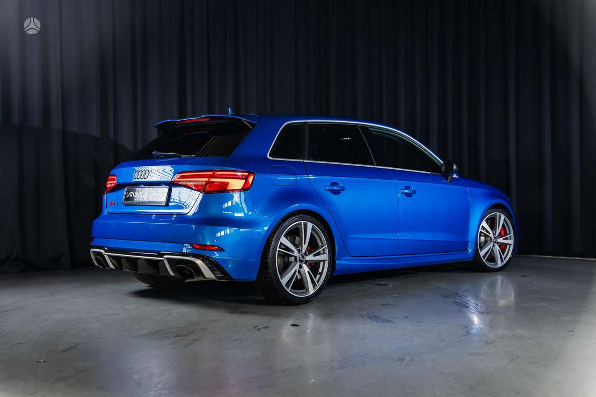 Audi RS 3, 2.5 l., Хэтчбек