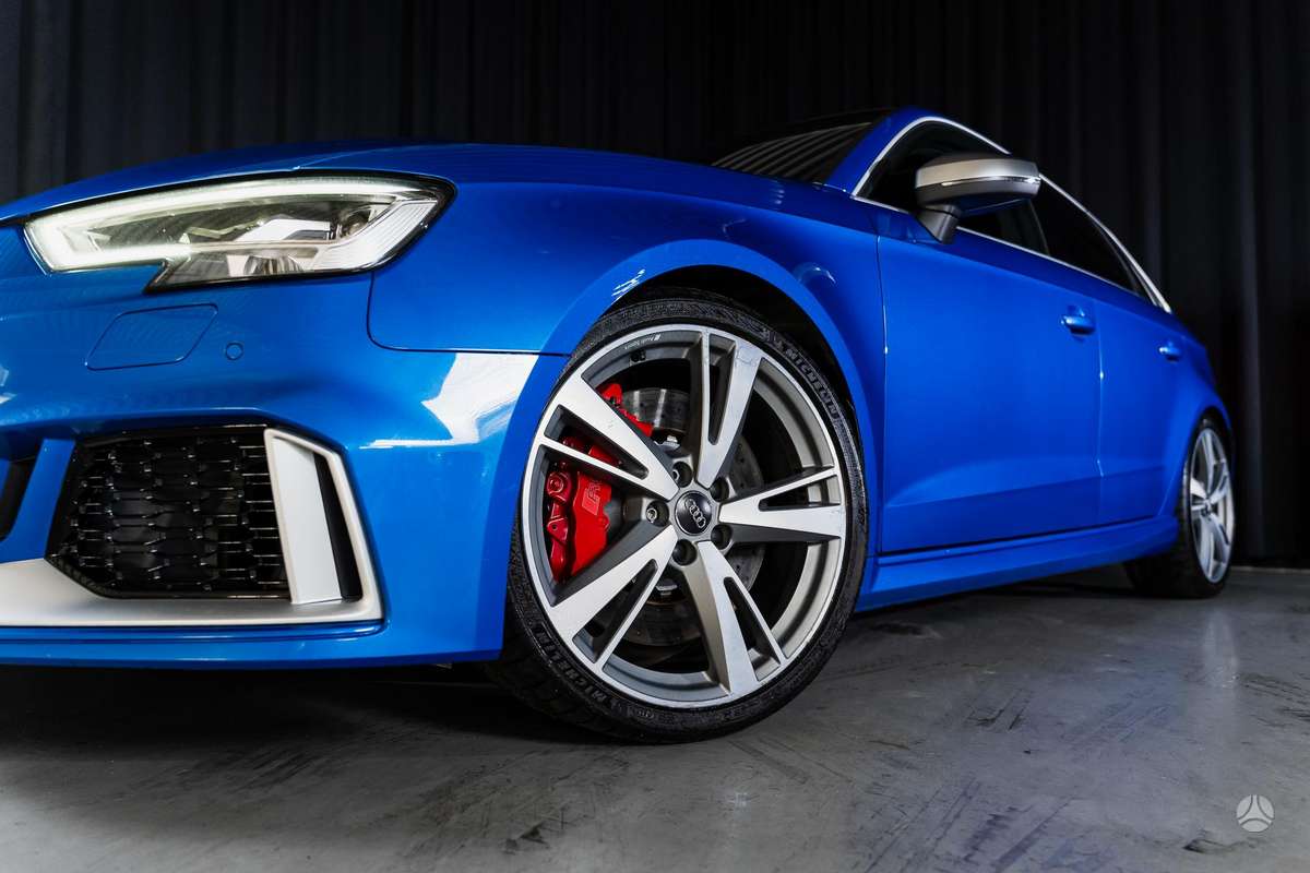 Audi RS 3, 2.5 l., Хэтчбек