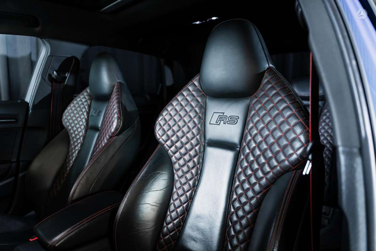 Audi RS 3, 2.5 l., Хэтчбек