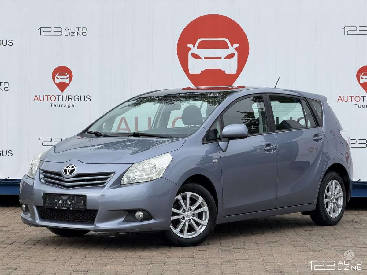 Toyota Verso - 1