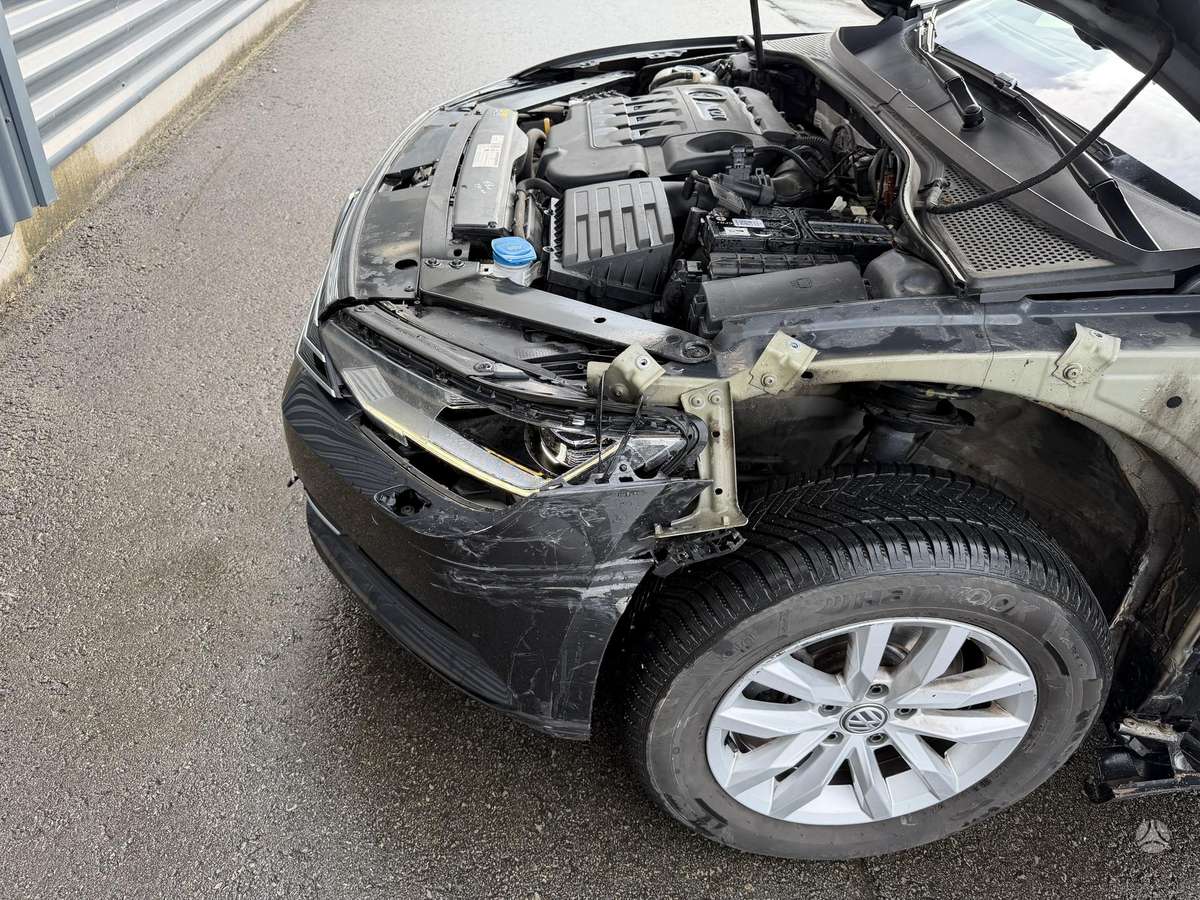 Volkswagen Passat, 2.0 l., Универсал
