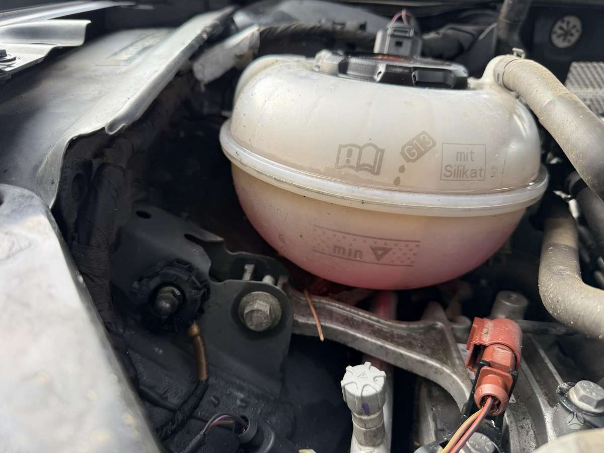Volkswagen Passat, 2.0 l., Универсал